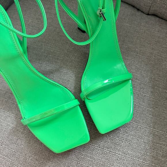 NWOT: Marc Fisher Arthur Strappy Heel - Picture 3 of 7